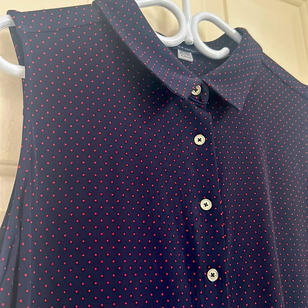 🤩 3 FOR $25 🤩 Tommy Hilfiger Top